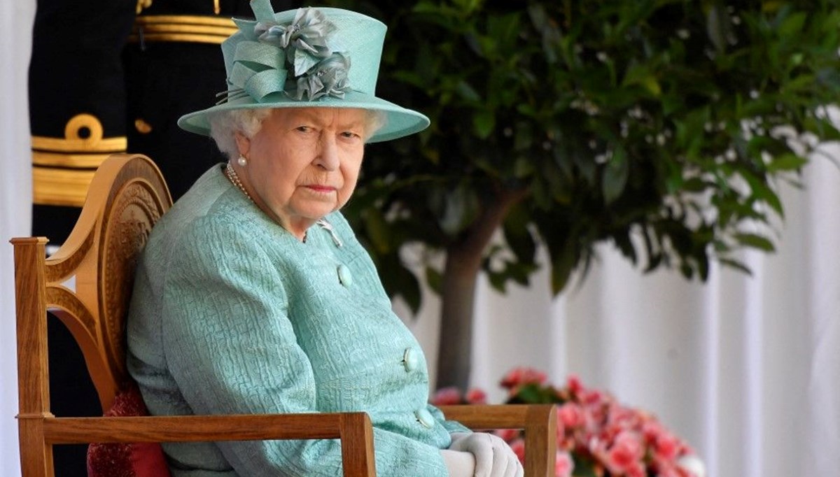 Kraliçe Elizabeth bahçıvan arıyor