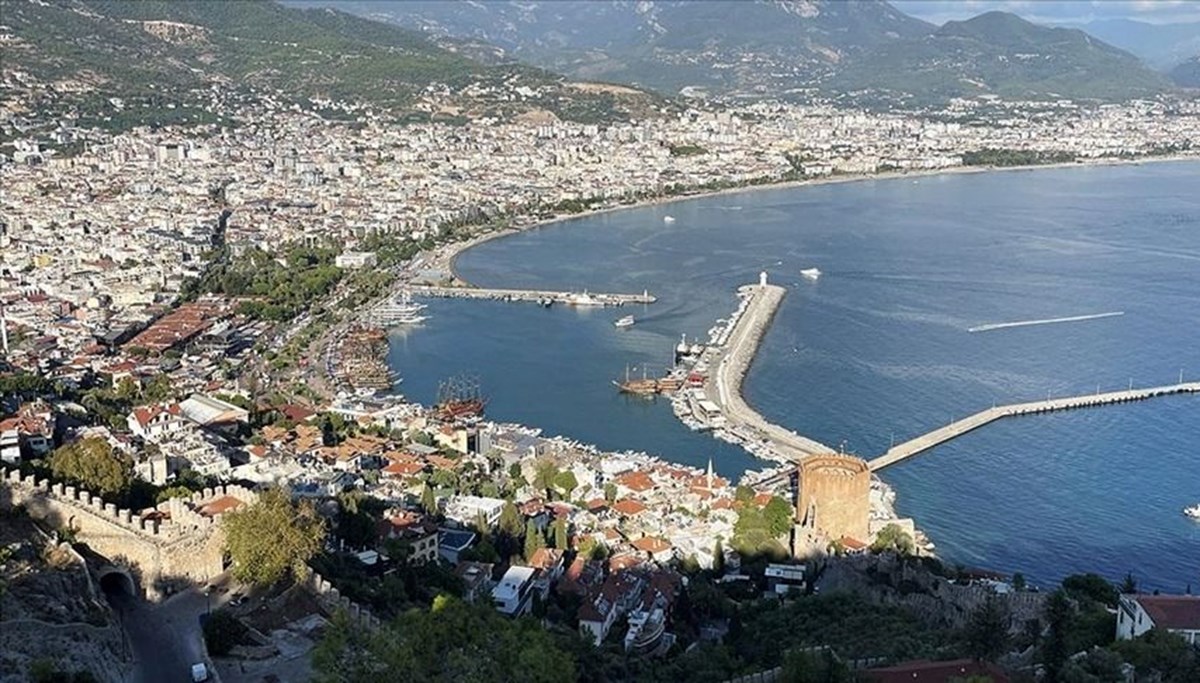 Bu ilçelerde yaşayanlar dikkat! Türkiye'de 81 il değişebilir: İl olma şartını karşılayan 24 ilçe Bu ilçelerde yaşayanlar dikkat! Türkiye'de 81 il değişebilir: İl olma şartını karşılayan 24 ilçe