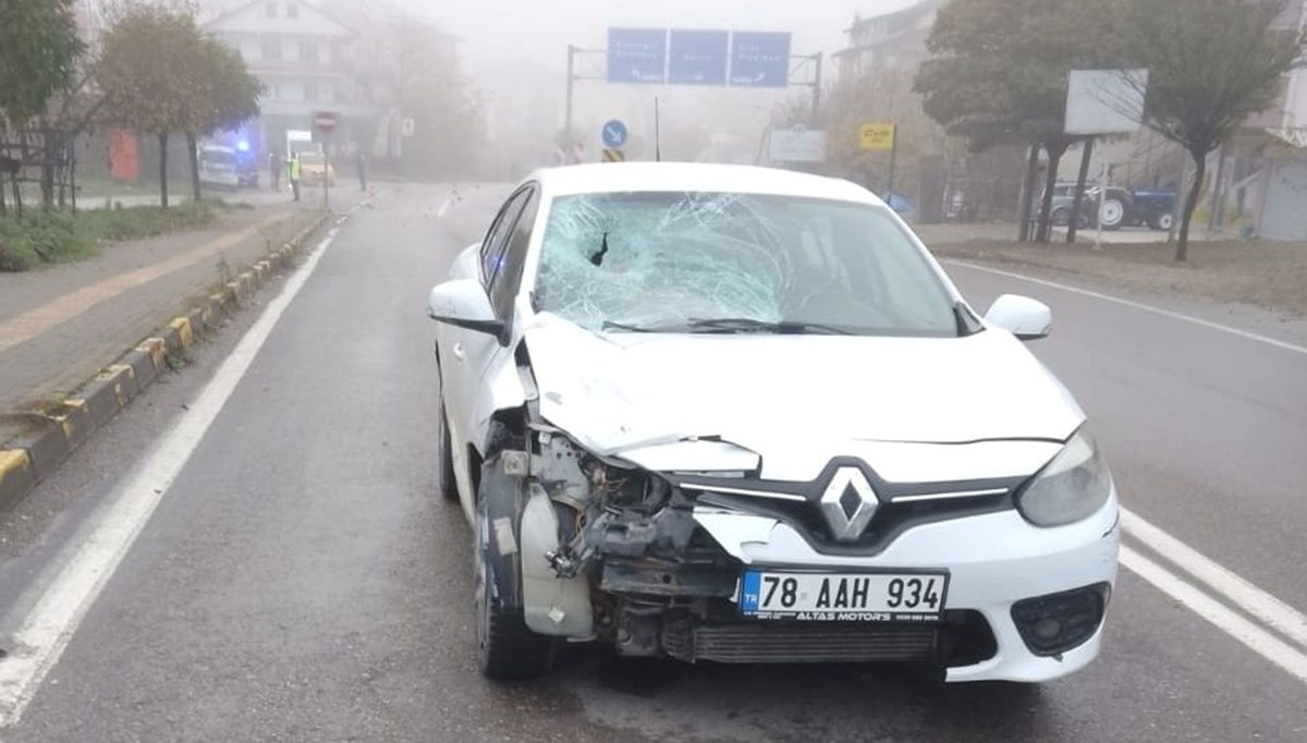 Bartın'da otomobilin çarptığı yaya hayatını kaybetti Bartın'da otomobilin çarptığı yaya hayatını kaybetti