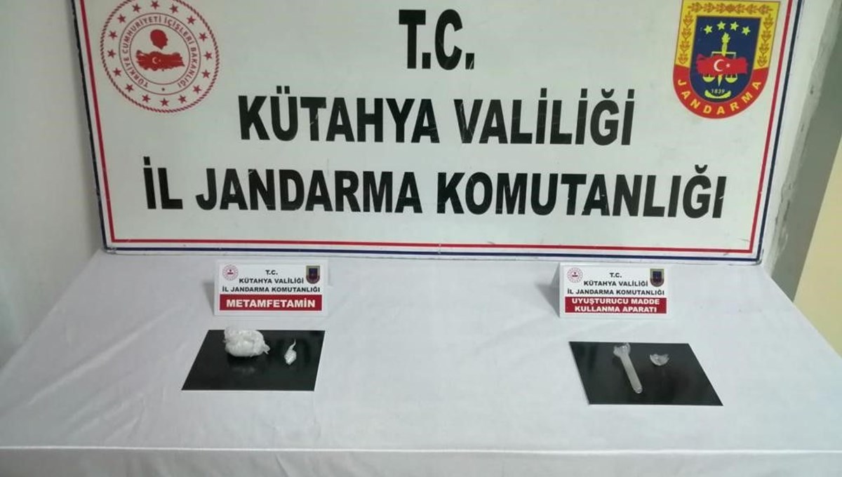 Kütahya’da üzerinde uyuşturucu bulunan otobüs yolcusu tutuklandı