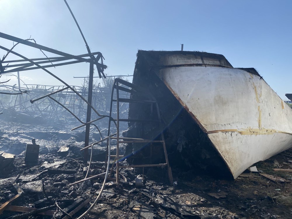 Antalya'da orman yangını | Otluk alanda çıktı teknelere sıçradı - 8