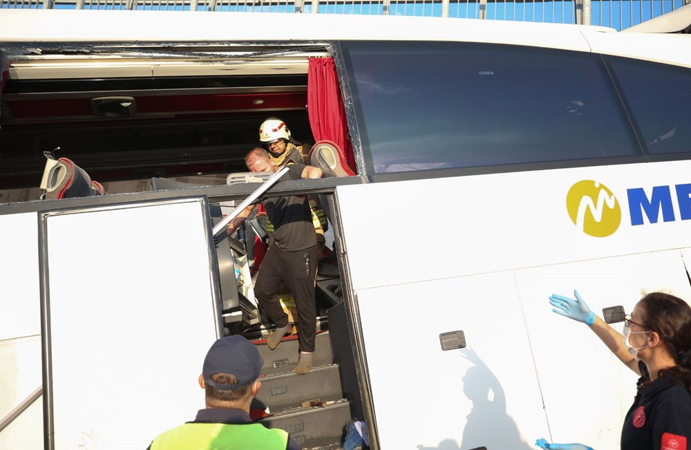 Kuzey Marmara Otoyolu'nda otobüs yoldan çıktı: 5 ölü, 25 yaralı - 2