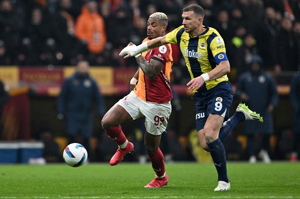 Fenerbahçe-Galatasaray Derbisi: Hakem Kararı Sızdı mı? 73 ISN0eHTTL0CHbIzX yUr8A