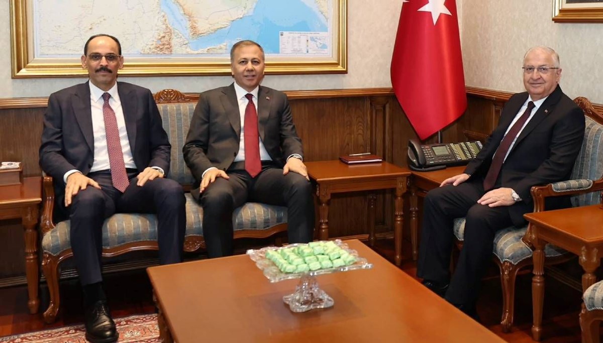 Bakanlıkta üçlü zirve