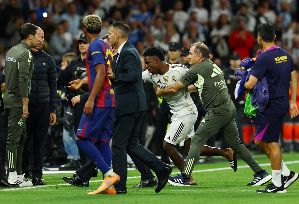 El Clasico bitti, ortalık karıştı! Real Madrid'in yıldızından Lamine Yamal'a: "Lafını böyle yuttururlar!" - 4