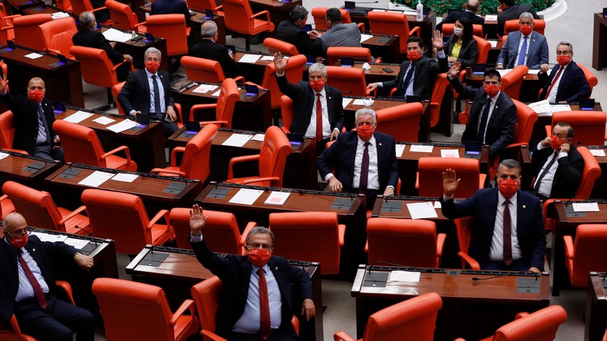 Tbmm De Maskeli Oturum 47 Gunun Ardindan Yeniden Acildi Ntv