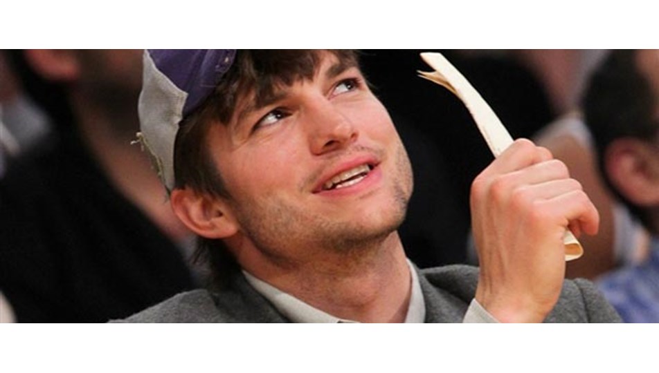 Aktör Ashton Kutcher uzay yolcusu