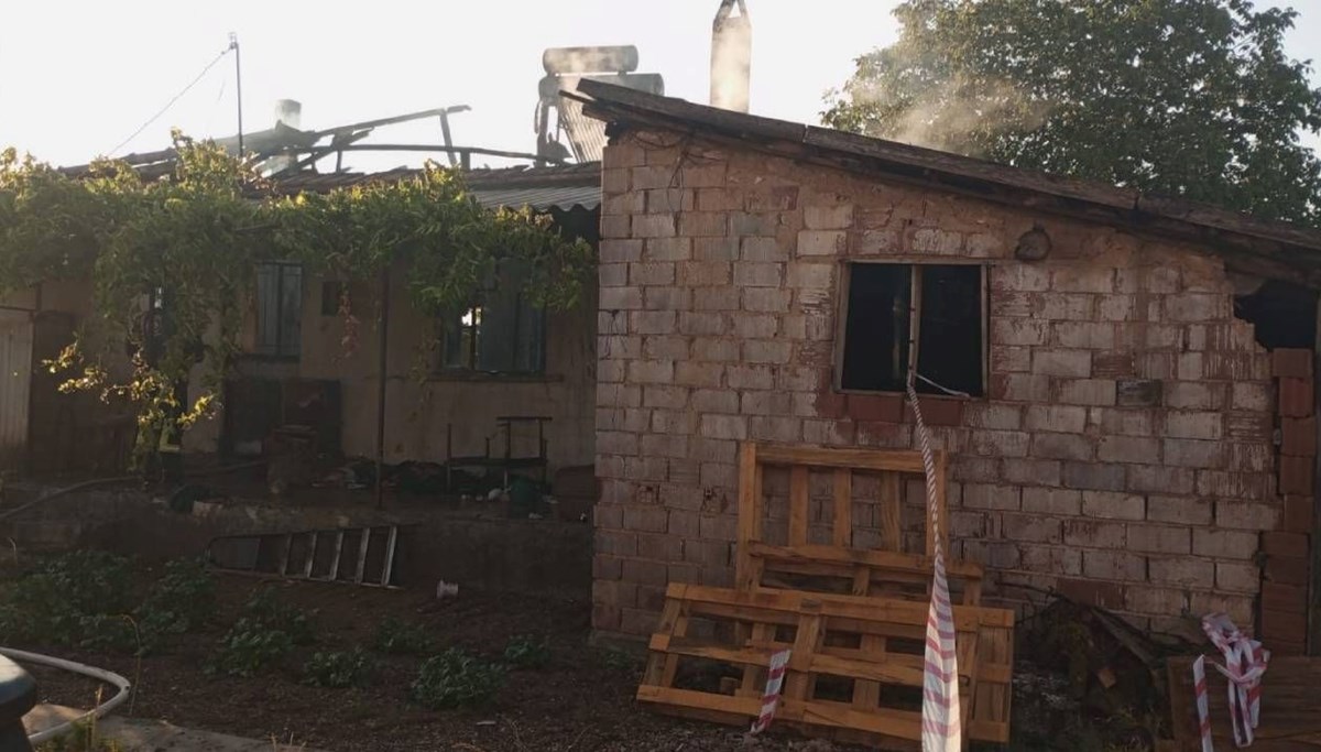 Yatağa bağımlı kadın yangında öldü