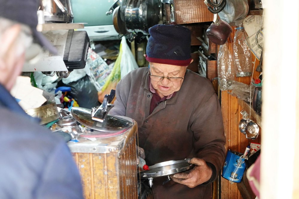 IV9 VAdyREWD08y8zWSs4w