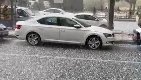 Elazığ'da dolu yağışı