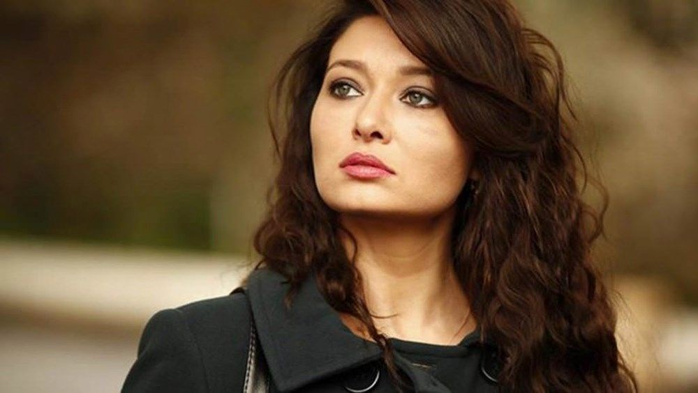 Nurgül Yeşilçay rol aldığı İran yapımı film ile Hollywood'ta ‘En İyi Kadın Oyuncu’ ödülünün
sahibi oldu - 2