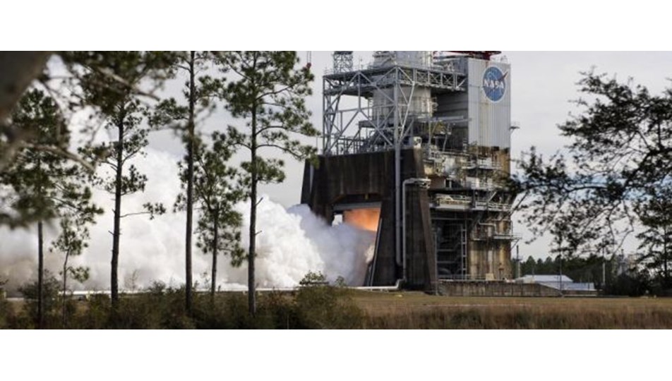 NASA, Ay seferlerinde kullanacağı roket motorunu test etti