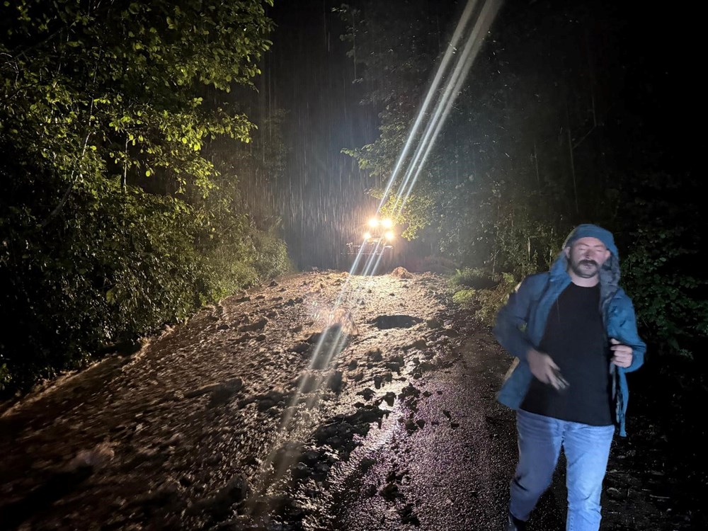 Rize'de şiddetli yağış: Sel, su baskını ve heyelan - 6