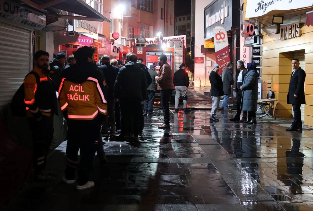 Dershane
bulunan binada yangın: Matematik öğretmeni yaşamını
yitirdi - 3