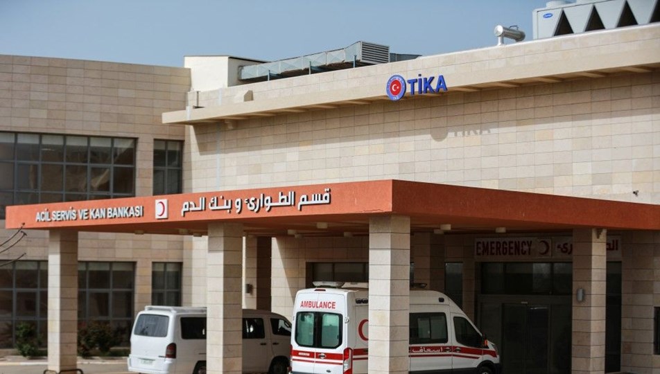 İsrail ordusu Filistin-Türkiye Dostluk Hastanesi'ni bombaladı