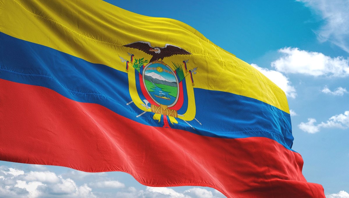 Ekvador'da askeri helikopter düştü: 8 kişi öldü
