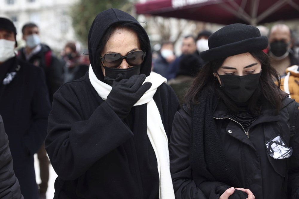 Usta oyuncu Fatma Girik son yolculuğuna uğurlandı - 29