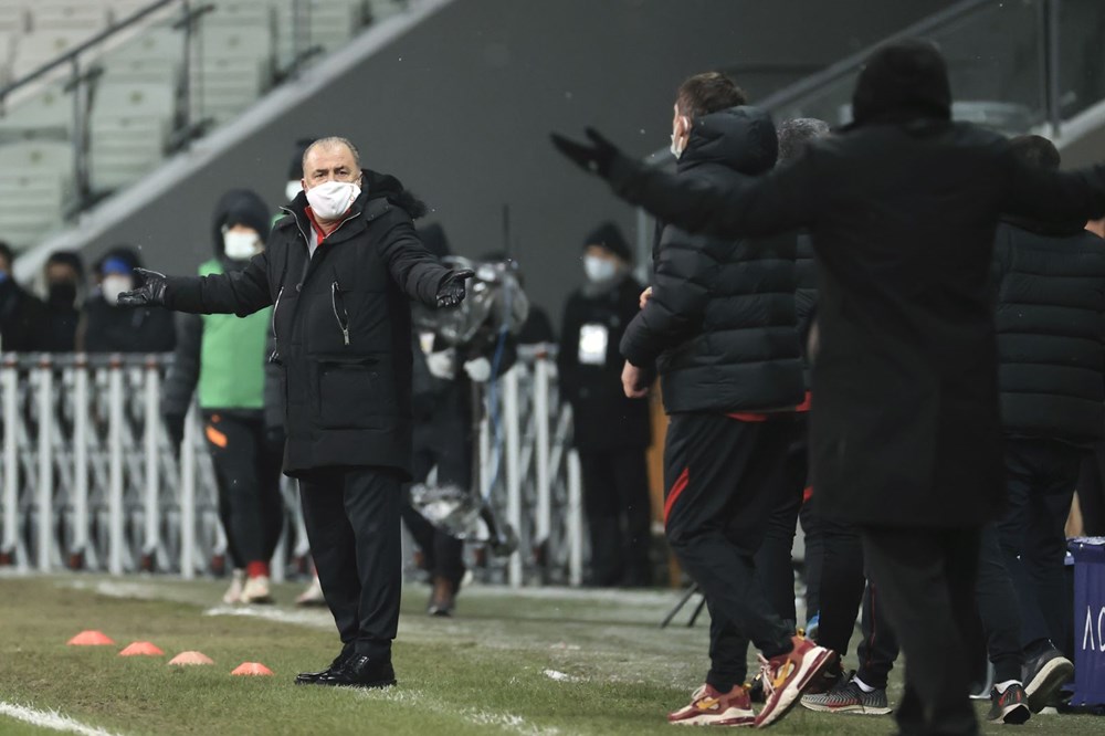 Beşiktaş won the first derby of the year - 24