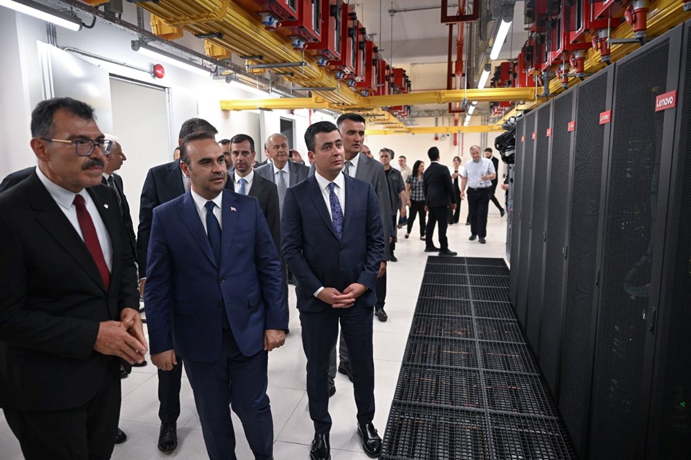 Türkiye'nin süper bilgisayarı ARF tanıtıldı: 35 bin dizüstü bilgisayara eşit - 2