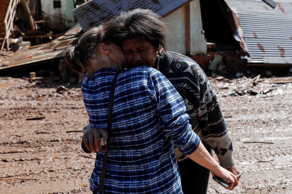 Yunanistan ve Brezilya'da sel felaketi - 10