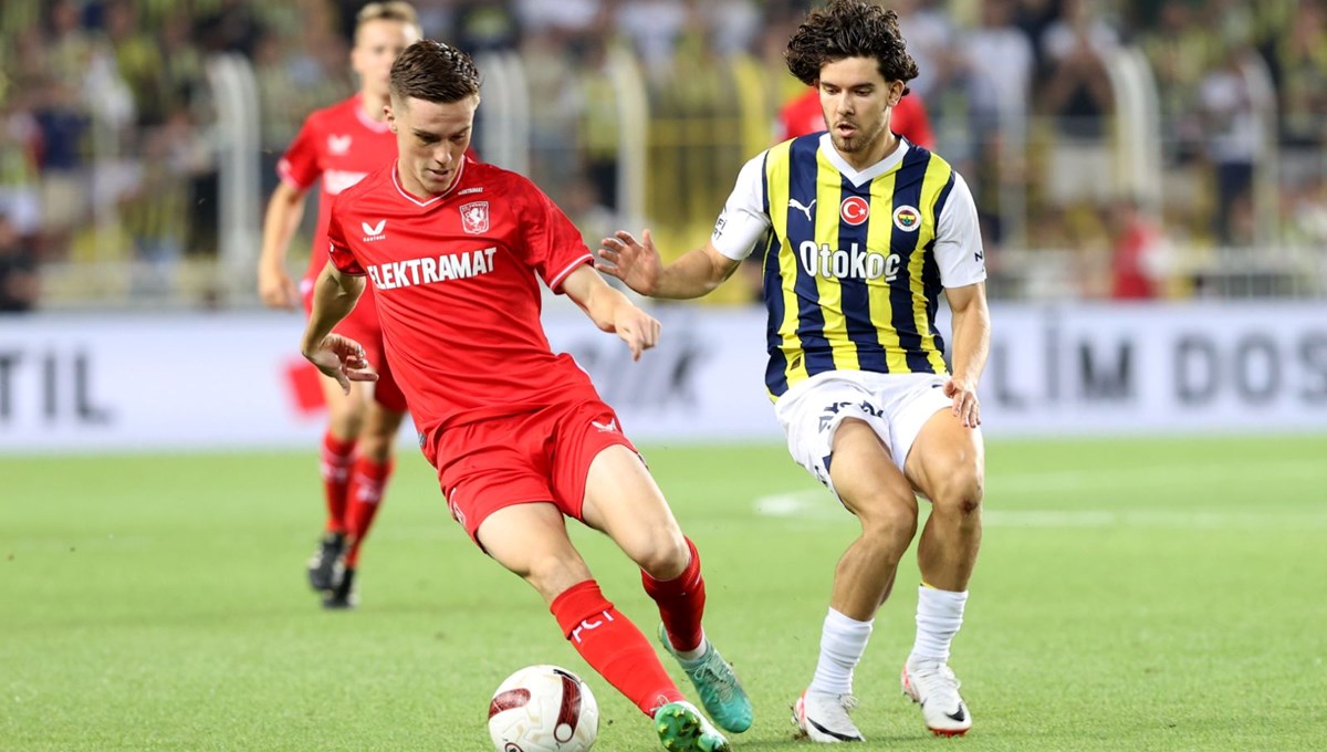 Fenerbahçe'ye Ferdi Kadıoğlu'ndan kötü haber Fenerbahçe'ye Ferdi Kadıoğlu'ndan kötü haber