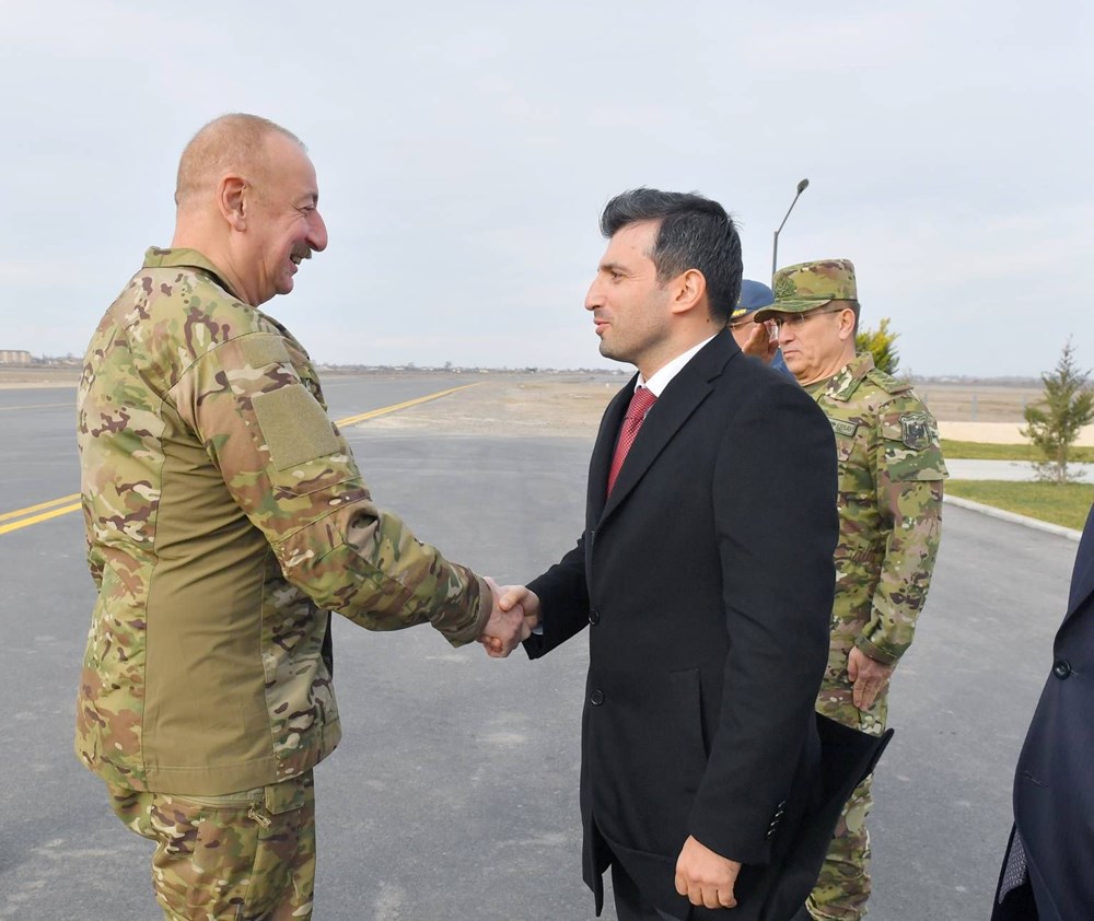 Azerbaycan Cumhurbaşkanı Aliyev'in İHA Tesisini Ziyareti