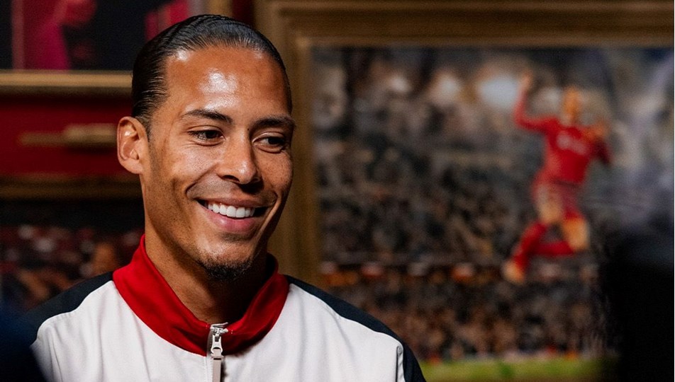 Liverpool Salah'tan sonra Van Dijk'ın da sözleşmesini uzattı