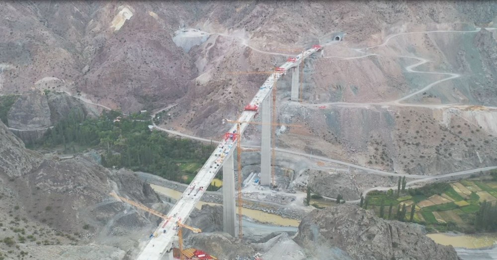 Jembatan pedestal tertinggi kedua di Turki dibuka - 1