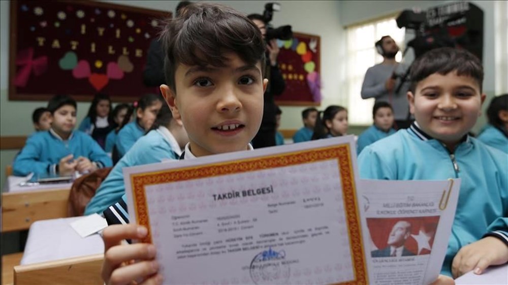 Ara Tatilde Karne Heyecanı Var mı? Merak Edilen Soru Cevap Buluyor! 73 IgW8lUZ4nEOlBrE35L5dCQ