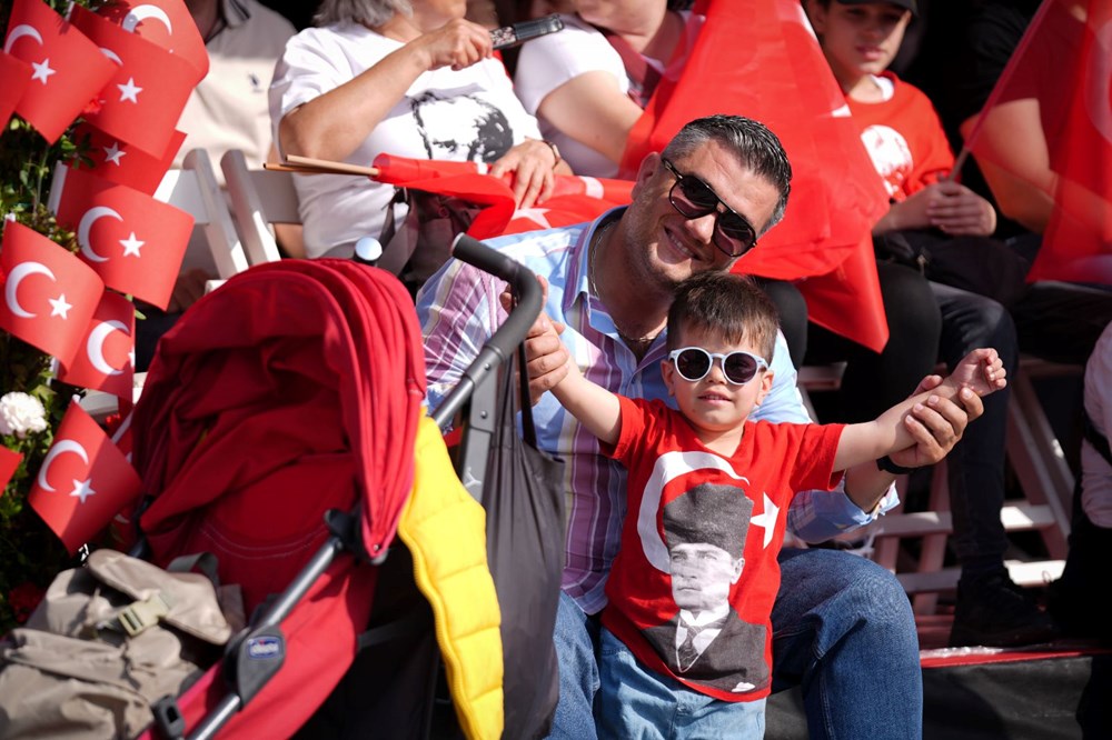 Tüm yurtta 23 Nisan coşkusu: İşte kutlamalardan renkli imajlar 79 Igna4WLdAUKCmF7Zuql6QQ