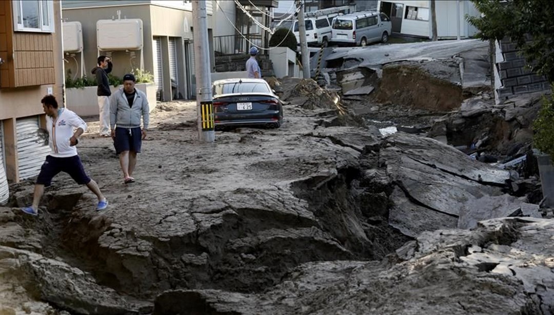 Japonya’da korkutan rapor: Mega depremde 298 bin kişi ölebilir