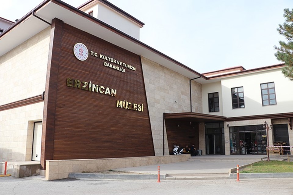 Deprem köşesi de bulunan Erzincan Müzesi'ni 6 ayda 16 bin kişi gezdi - 2
