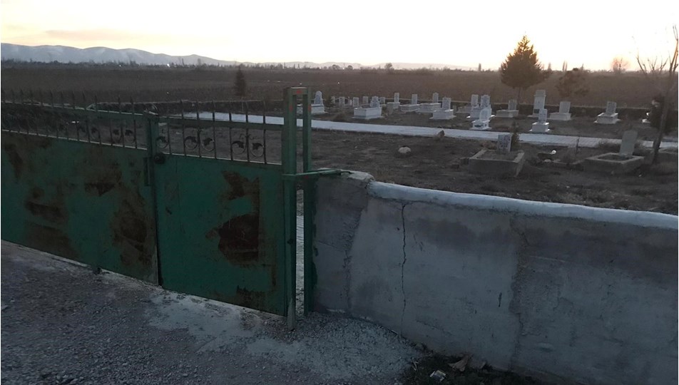 Konya'da toprağa gömülü kadın cesedi bulundu