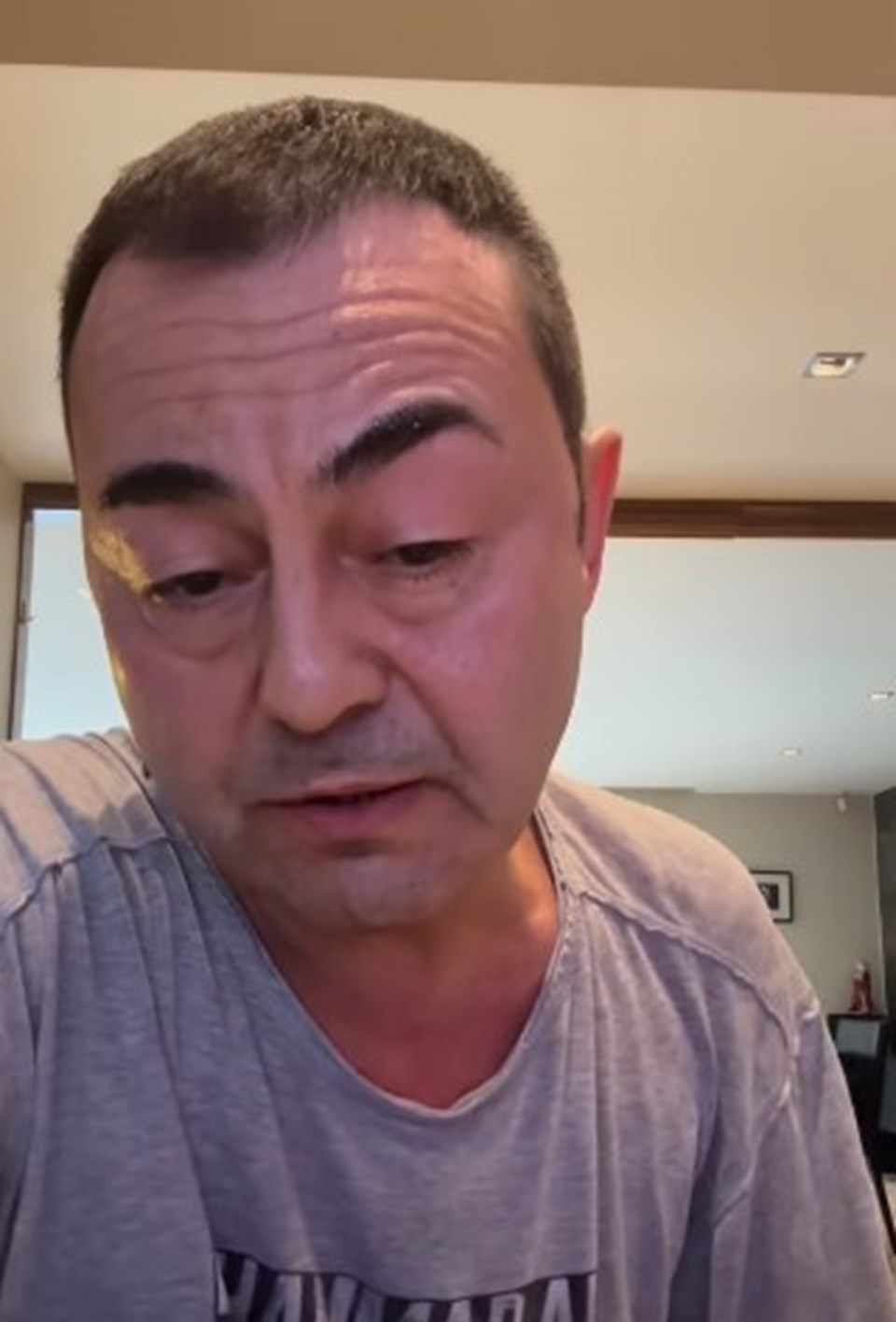 Tanıdıklarından borç mu istedi? Serdar Ortaç'tan açıklama - 1