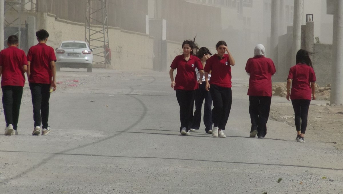 Şırnak'ta fırtına