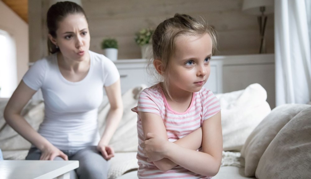 “Çocuğum beni dinlemiyor” diyen ebeveynlere tavsiyeler