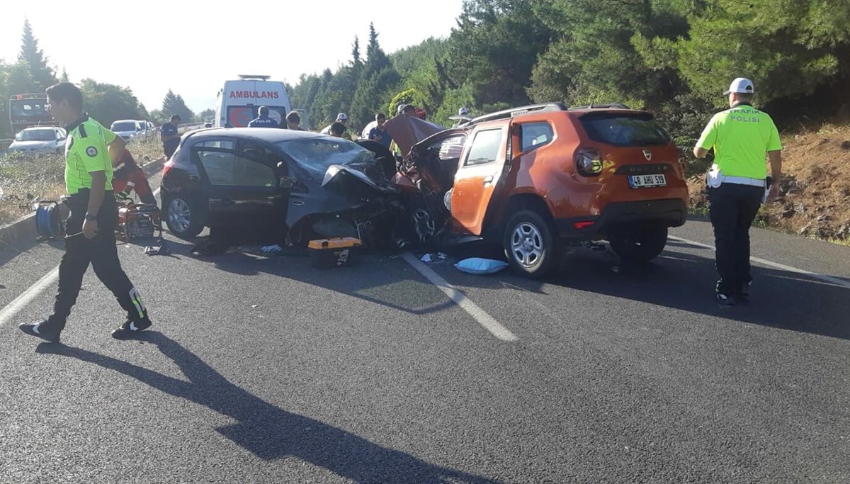 Muğla'da feci kaza: 2 ölü, 2 yaralı