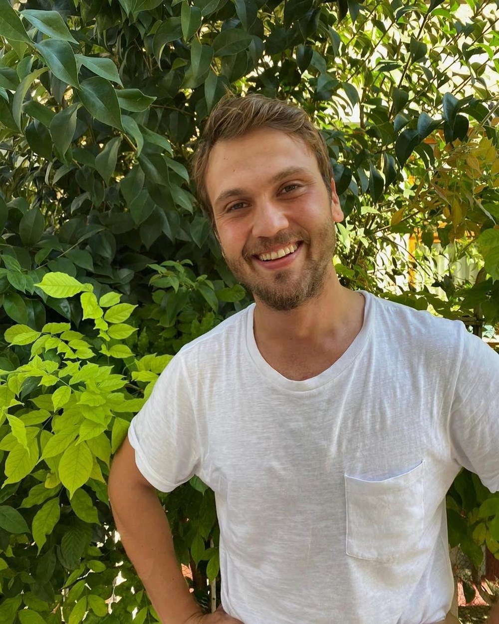 Aras Bulut İynemli ayağını kırmıştı: Hastaneden ilk kare - 1