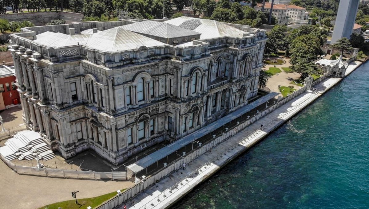 Topkapı, Dolmabahçe, Yıldız ve Beylerbeyi Sarayı'na restorasyon
