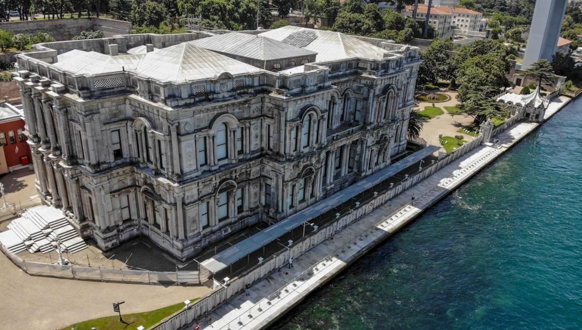Topkapı, Dolmabahçe, Yıldız ve Beylerbeyi Sarayı'na restorasyon