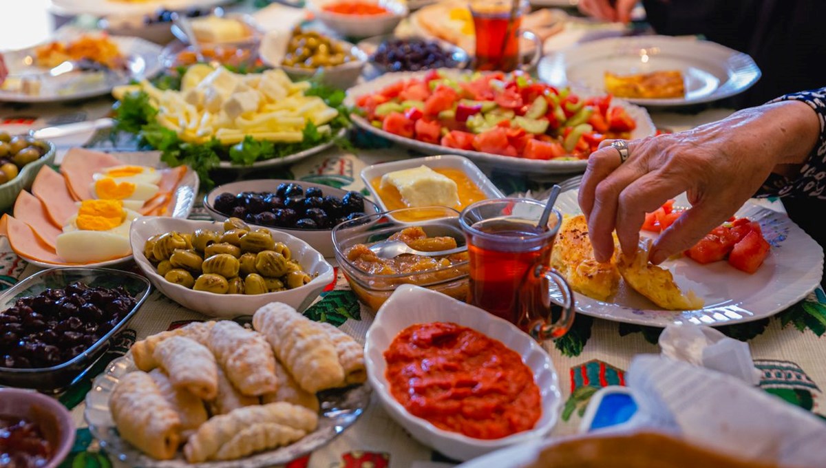 Kahvaltı yapmamak zararlı mı? Son araştırma gerçeği gözler önüne serdi