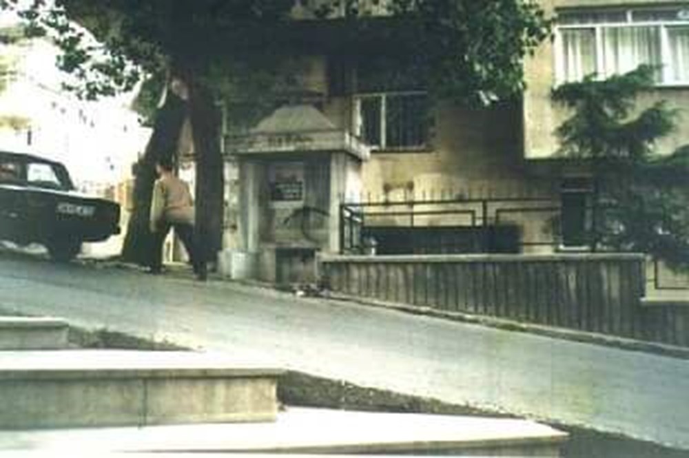İnşaat yaparken tarihi çeşmeyi yıktılar - 6