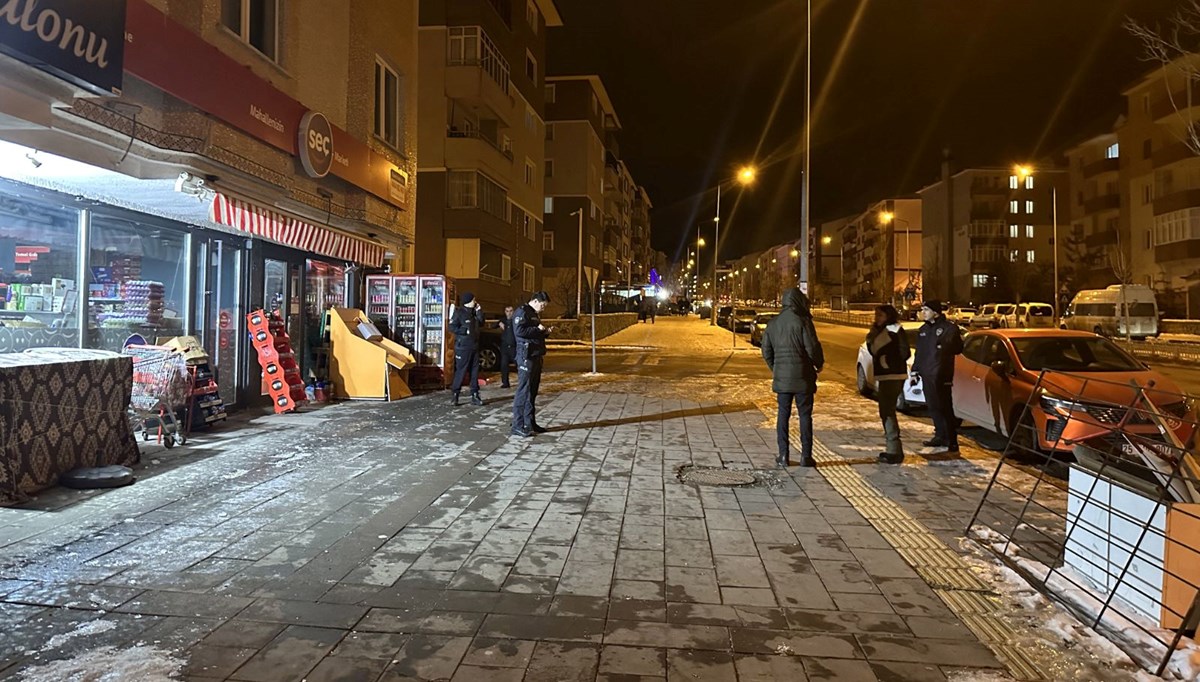 Çocuklar arasında bıçaklı kavga: 2 yaralı Çocuklar arasında bıçaklı kavga: 2 yaralı