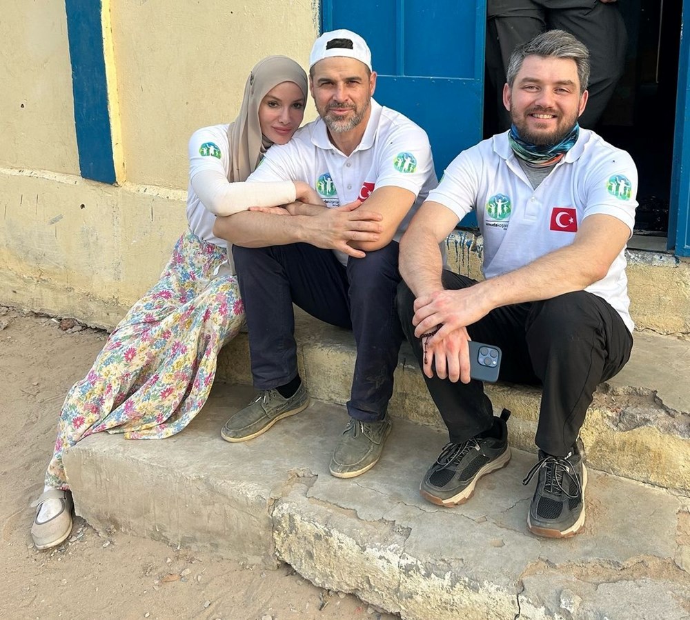 Gamze Özçelik eşi Reshad Strik'e övgüler yağdırdı