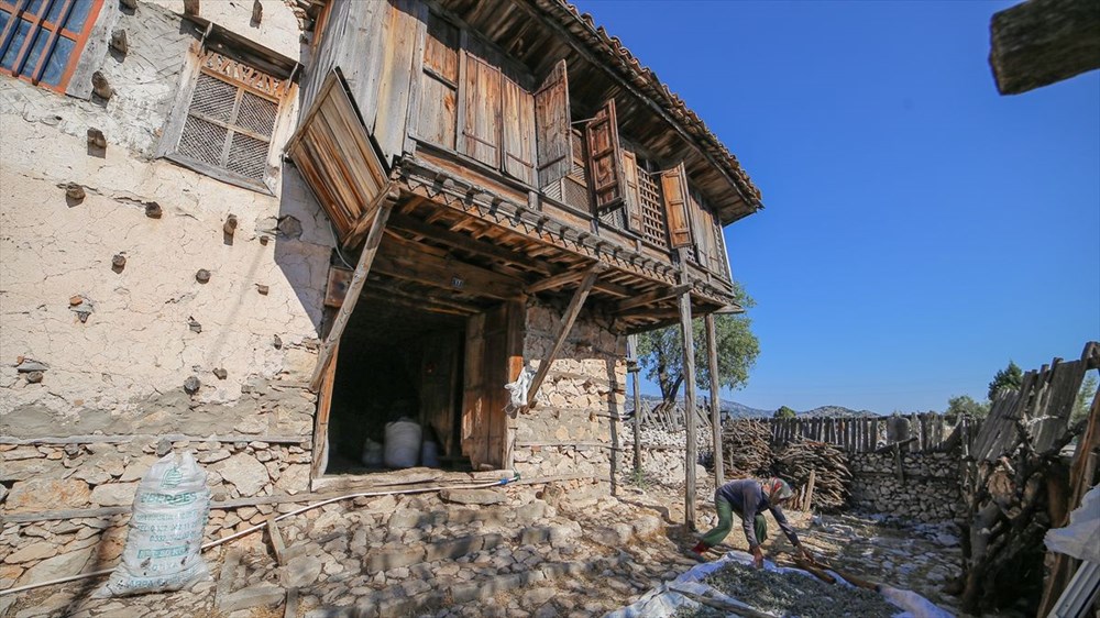 Yıllara meydan okuyan tarihi 'düğmeli evler' turizme kazandırılıyor - 12