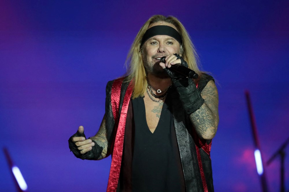 Mötley Crüe'nun solisti Vince Neil uykusunda felç geçirdiğini açıkladı - 2