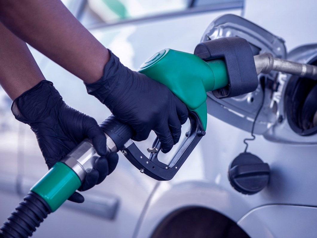 Günün zamları: Benzin, motorin, sigara, alkol, iPhone...