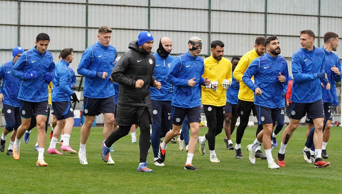 Çaykur Rizespor, Galatasaray maçı hazırlıklarını tamamladı Çaykur Rizespor, Galatasaray maçı hazırlıklarını tamamladı
