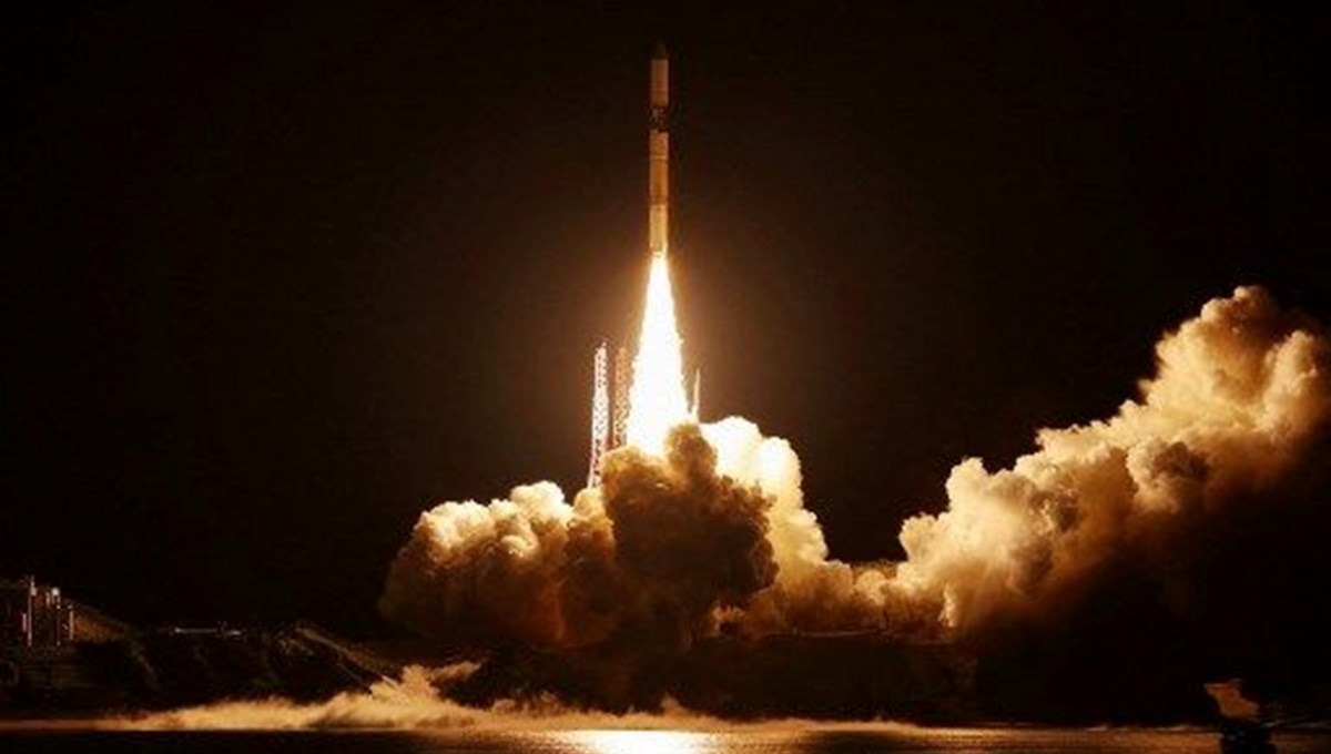 Japonya'nın H2A roketinden lad   görev