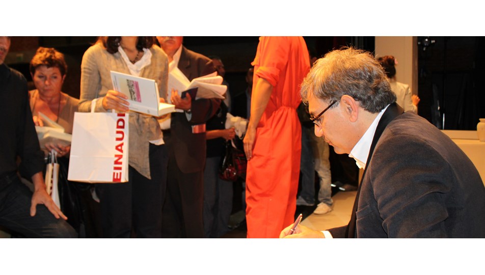 Pamuk: Birazcık aptallık fena olmaz
